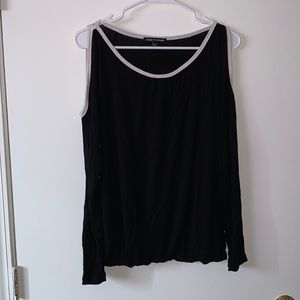 Black and white shoulder revealing long sleeve.